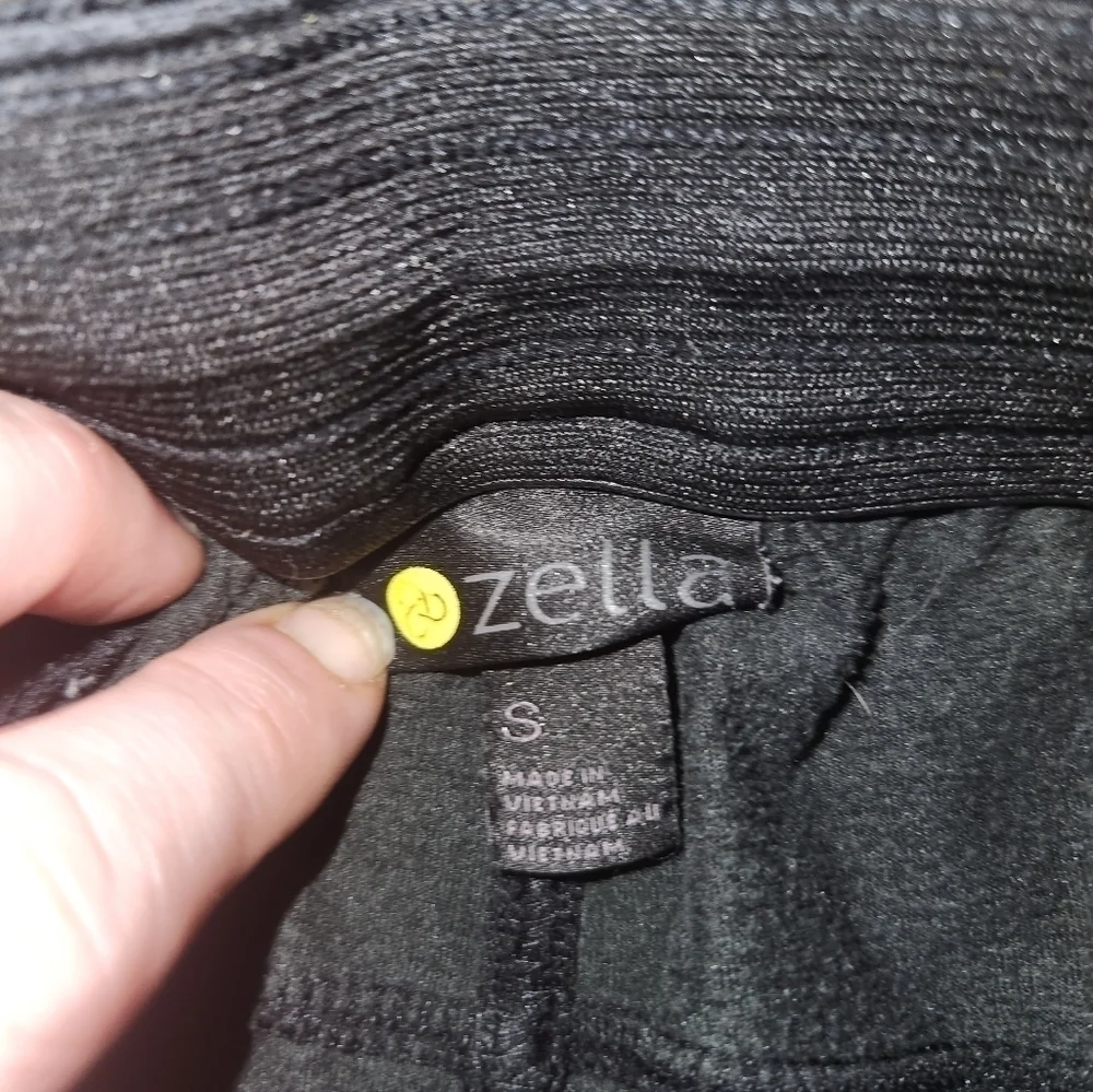 Zella Athletic Black Shorts Size Small Excellent Condition